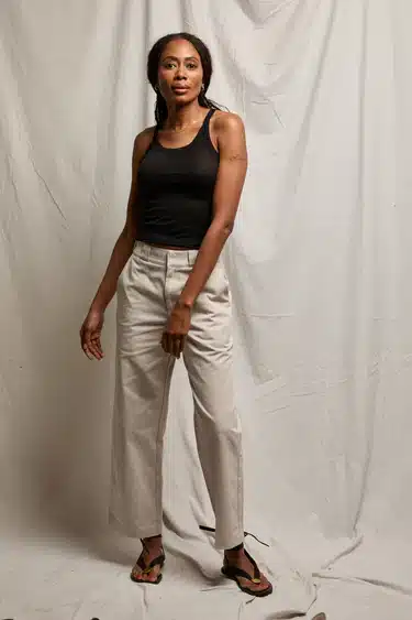 PERFECTWHITETEE Carmen true black