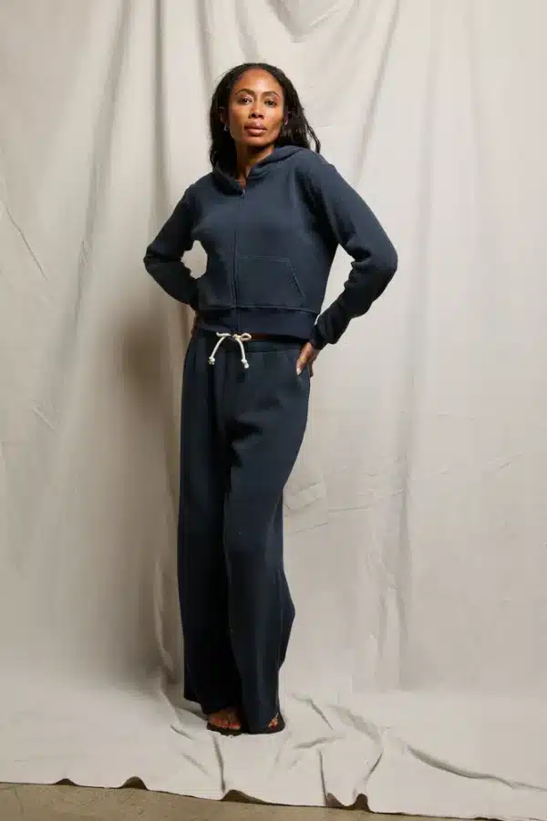 PERFECTWHITETEE inez navy